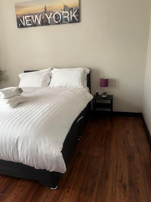 One Bedroom Apartment In Gorgie With New Central Heating System Edinburgh Exterior photo